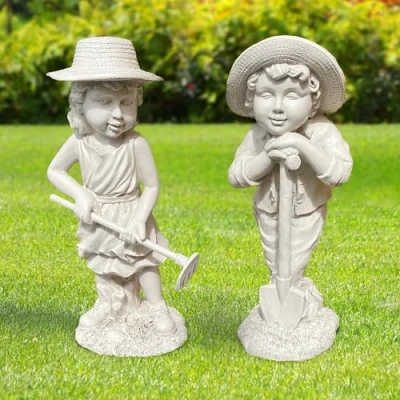 Afbeelding van Garden Mile Tuinbeeldset in witte steenlook voor kinderen, jongens en meisjes, grote tuindecoratie van hars terras, bloembedden, gazon, decoratie