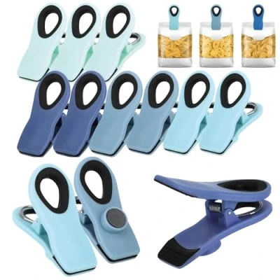 Afbeelding van COM FOUR® 12 x voedselclips met magneet 7 cm, zakclips voor voedselzakken, robuuste sluitclips zakken, het opbergen, op metalen oppervlakken (12 stuks, 4 kleuren)