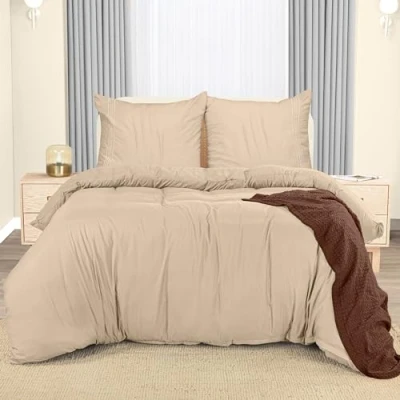 Afbeelding van Utopia Bedding Dekbedovertrekset Microvezel polyester dekbedovertrek 220 x 240 cm + 2 geborduurde kussenslopen 65 beige