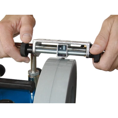 Afbeelding van Tormek TT 50 Afdraai inrichting: Dé Oplossing voor een Perfect Ronde en Gladde Slijpsteen