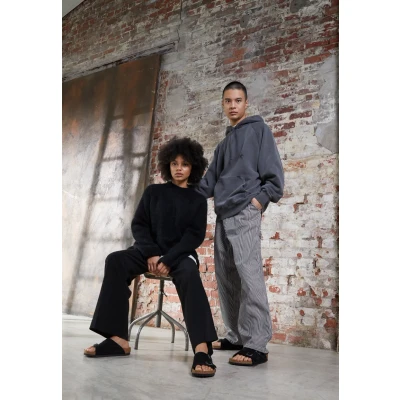 Afbeelding van Birkenstock ZÜRICH Regular Unisex Muiltjes, Maat: 41, Black Veloursleer