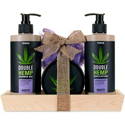Afbeelding van BRUBAKER Cosmetica Hennepzaadolie Douche en Verzorgingsset Verse Lavendel &amp; Vlierbloemen Cadeautip Vrouw Cadeau Idee met Houten dienblad