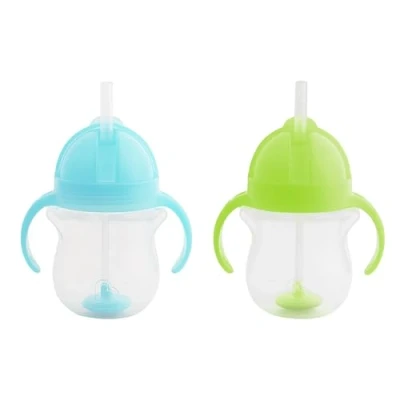 Afbeelding van Munchkin Click Lock beker met rietje, 207 ml, blauw/groen, verpakking van 2 stuks