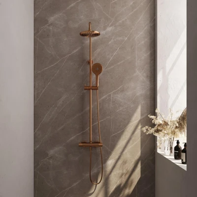 Afbeelding van Brauer Copper carving Regendoucheset opbouw hoofddouche 20cm glijstang handdouche rond 3 stand knoppen PVD geborsteld koper