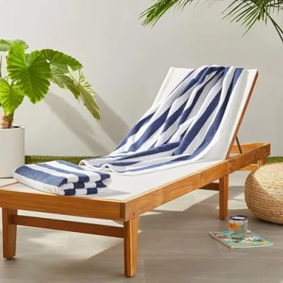 Afbeelding van Amazon Basics Set van 2 Cabana gestreepte strandhanddoeken, marineblauw, 152 x 76 cm