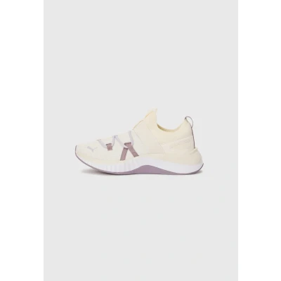 Afbeelding van Puma Softride SERA Trainingsschoen, Dames, Maat: 38, Warm white/plum jam/lilac crush Imitatieleer/ textiel