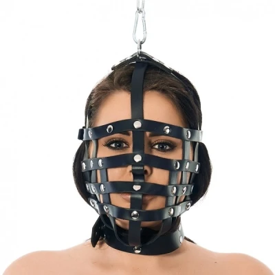 Afbeelding van Rimba Riemen masker met ophangring aan bovenzijde