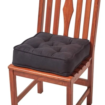 Afbeelding van Homescapes Zwart zitkussen zitverhoger/stoelkussen 40 x cm met velours bekleding