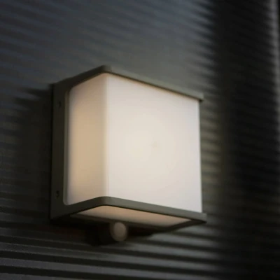 Afbeelding van Lutec DOBLO 6943701125 Staande lamp op zonne energie met bewegingsmelder LED 12 W Neutraalwit Antraciet