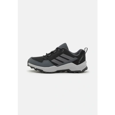 Afbeelding van Adidas Terrex AX4R Unisex Outdoorschoenen voor kinderen, Maat: 31.5, Core black/grey four/grey six Textiel/ synthetisch