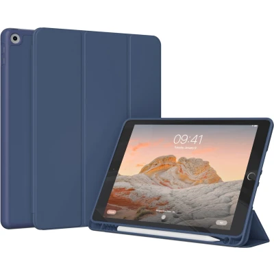 Afbeelding van Accezz Tablet Hoes Geschikt voor iPad 8 (2020) 8e generatie / 7 (2019) 7e 9 (2021) 9e Smart Silicone Bookcase Donkerblauw