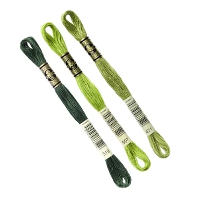 Afbeelding van DMC Set van 3 strengen assortiment groen kraag 319 907 471, gemalen borduurgaren 117MC, 100% katoen Geschikt voor alle technieken en ondergronden, ideaal kruissteek