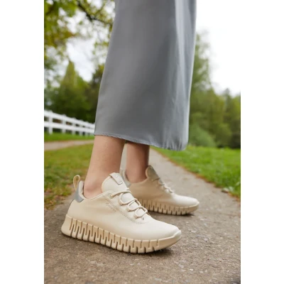 Afbeelding van ECCO Gruuv GORE TEX Sneakers laag, Dames, Maat: 35, Light grey Leer