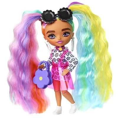 Afbeelding van Barbie Extra Mini Pop Daisy Regenboog Staartjes