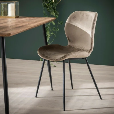 Afbeelding van Verona eetkamerstoel velvet champagne