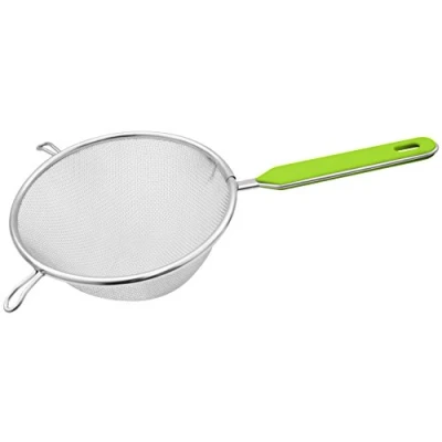 Afbeelding van Fackelmann Keukenzeef roestvrij staal Ø 17 cm, fijnmazige zeef met kunststof handvat (kleur: groen/zilver) Hoeveelheid: 1 stuk