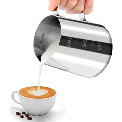 Afbeelding van JOPHEK Melkpan 304 roestvrij staal, melkkan van staal met meetmerk, schaalverdeling aan de binnenkant voor het opschuimen melk, cappuccino&#039;s, sappen of andere (350 ml)