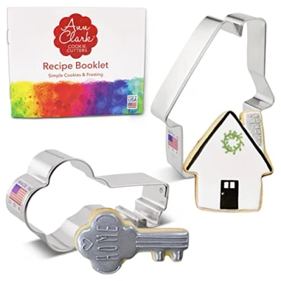 Afbeelding van Ann Clark Cookie Cutters Set van 2 uitsteekvormpjes met receptenboekje, huis en sleutel