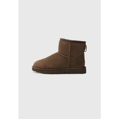 Afbeelding van Ugg dames enkellaarsje Cl Mini V suède bruin