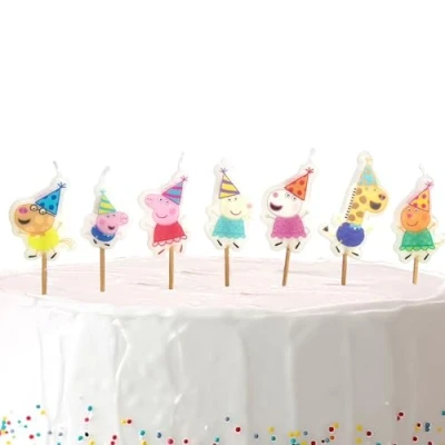 Afbeelding van Amscan Peppa Pig 9918346 verjaardagskaarsen met houten spikes, 7 stuks