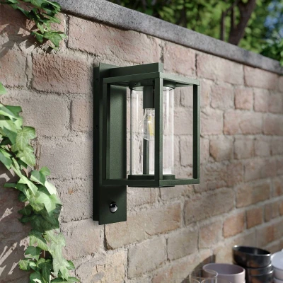 Afbeelding van Lucande buitenwandlamp Ferda, sensor, hangend, groen, E27