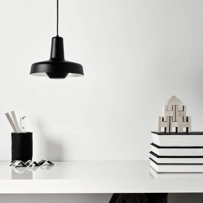 Afbeelding van GRUPA Arigato hanglamp Ø 23cm zwart