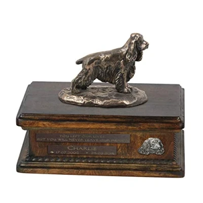 Afbeelding van Persoonlijke urn hond voor Engelse Cocker Spaniel met hondenstandbeeld en hout