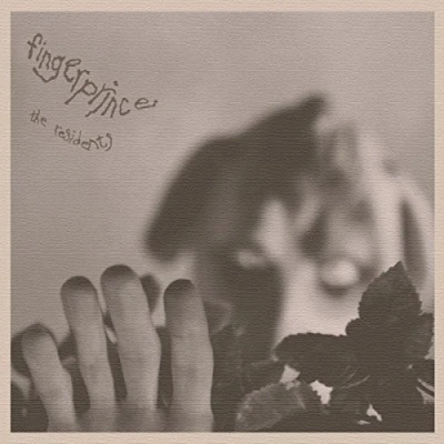 Afbeelding van Fingerprince (Tourniquet of Roses)