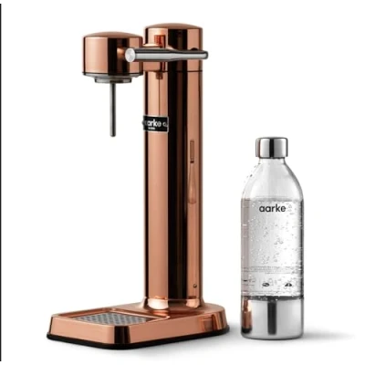 Image de Machine à eau pétillante Aarke Carbonator 3 Cuivre Rosé avec une bouteille PET incluse