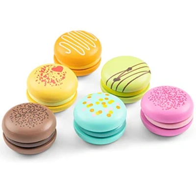 Afbeelding van New Classic Toys Houten Macaron Set 3 delige Klittenband Macarons 6 stuks