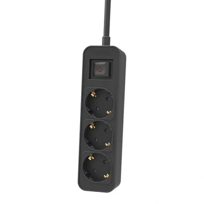 Afbeelding van Philips 3 voudige Stekkerdoos 1,5 Meter Black Zwart Stekkers