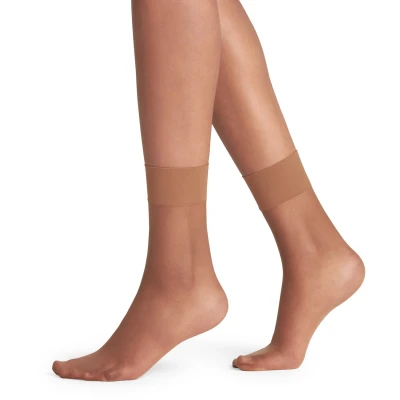 Afbeelding van FALKE Shelina 12 DEN damessokken, ultradun, transparant, sluier effect, elegant, met lichte glitter, zachte randen, zonder druk op de kuit, zacht fijn garen, 1 paar, Bruin (Hazel 5187)