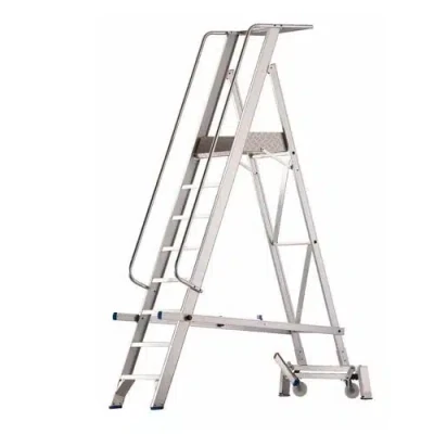 Afbeelding van Solide mobiele magazijntrap 8 treden