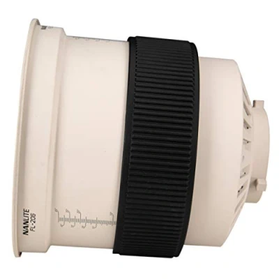 Afbeelding van Nanlite FL 20G Fresnel Lens w/ Barndoors (NL FZ300 and 500)