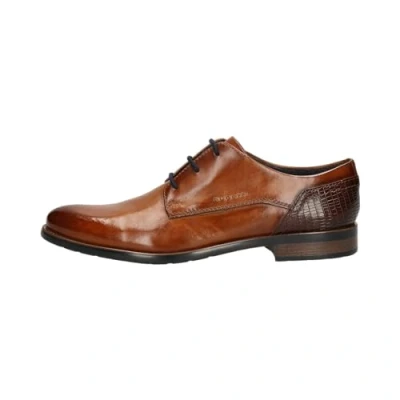 Afbeelding van bugatti Business Halfschoen met elegante lijnvoering voor heren, Cognac.