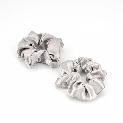 Afbeelding van Zachte zijden scrunchies voor dames, 2 stuks, hoogwaardige satijnen haarelastiekjes paardenstaart, elastische lang, dun en dik haar meisjes (grijs)
