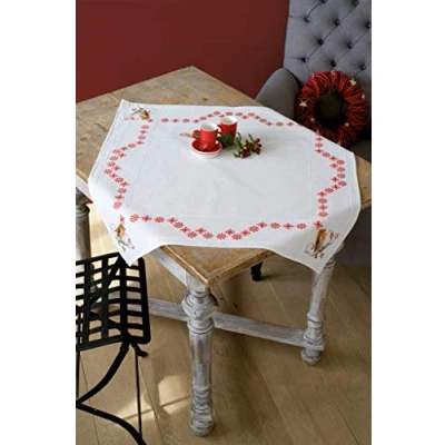 Afbeelding van Vervaco Tafelkleed Roodborstjes met rode besjes borduren (pakket) PN 0157099