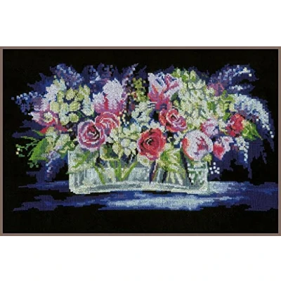 Afbeelding van Borduurpakket Roses and Lilacs Lanarte