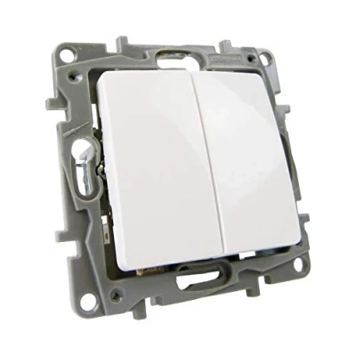 Afbeelding van Legrand Niloe 764502 2185 dubbele trapschakelaar, meerkleurig, 10 A