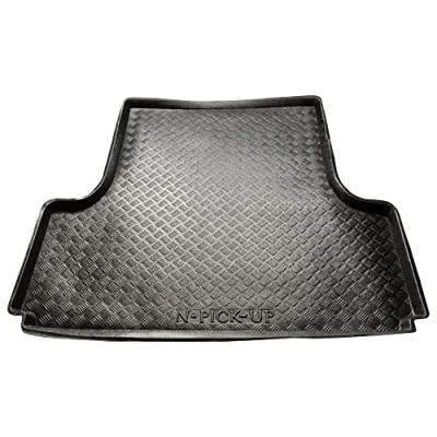 Afbeelding van M MOTOS kofferbakmat van PE voor Nissan Navara II 1997 2005. Maak je reis comfortabeler met deze duurzame automat, alle weersomstandigheden, geluidsbescherming