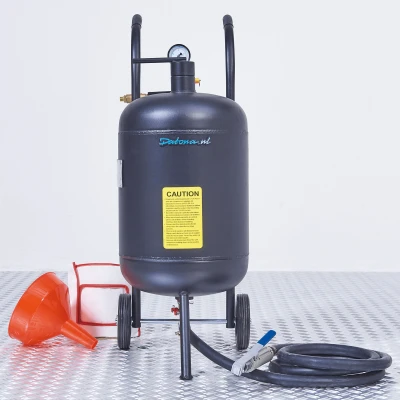 Afbeelding van Mobiele straalketel 45 liter + soda straalkit
