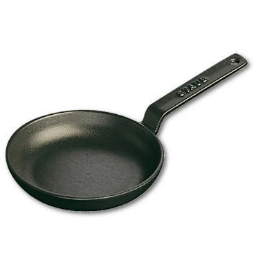 Afbeelding van Staub Mini Bakpan 12 Cm Zwart