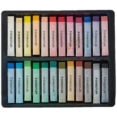 Afbeelding van Pastelkrijt Staedtler karat zacht assorti set à 24 stuks