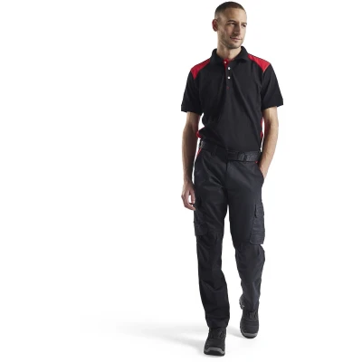 Afbeelding van Blaklader Industrie werkbroek stretch met kniezakken 1448 1832 Zwart/Rood D108