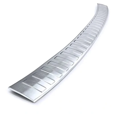 Afbeelding van teileplus24 AL163 Aluminium kofferbakrandbescherming voor Ford Kuga 3 St Line 2020, kleur: zilver