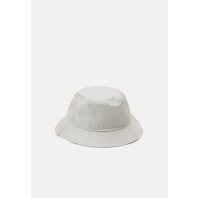 Afbeelding van New Era Essential Tapered Bucket Newera Stnwhi herenmuts (1 stuk)