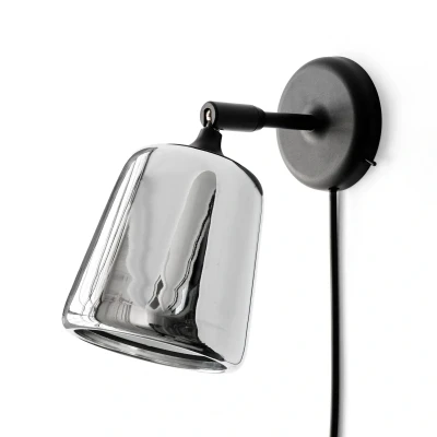 Afbeelding van New Works Material Edition wandlamp, staal