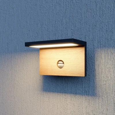 Afbeelding van Lucande Wandlampen buiten 1licht aluminium, kunststof H: 11.4 cm donkergrijs, hout Inclusief lichtbron