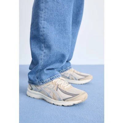 Afbeelding van Asics Sportstyle JOG 100 Unisex Sneakers laag, Maat: 40, Oatmeal/pure silver Imitatieleer/ textiel