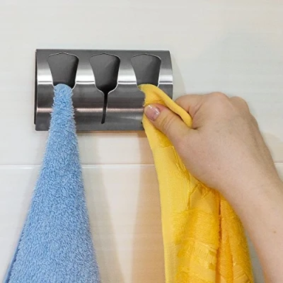 Afbeelding van Tatkraft Bell, handdoekhouder voor badkamer, zelfklevend, keukenhanddoekhaak met 3 haken van geborsteld roestvrij staal, 10 kg